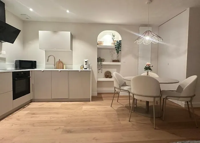 L Anaya Nantes Et Sauna